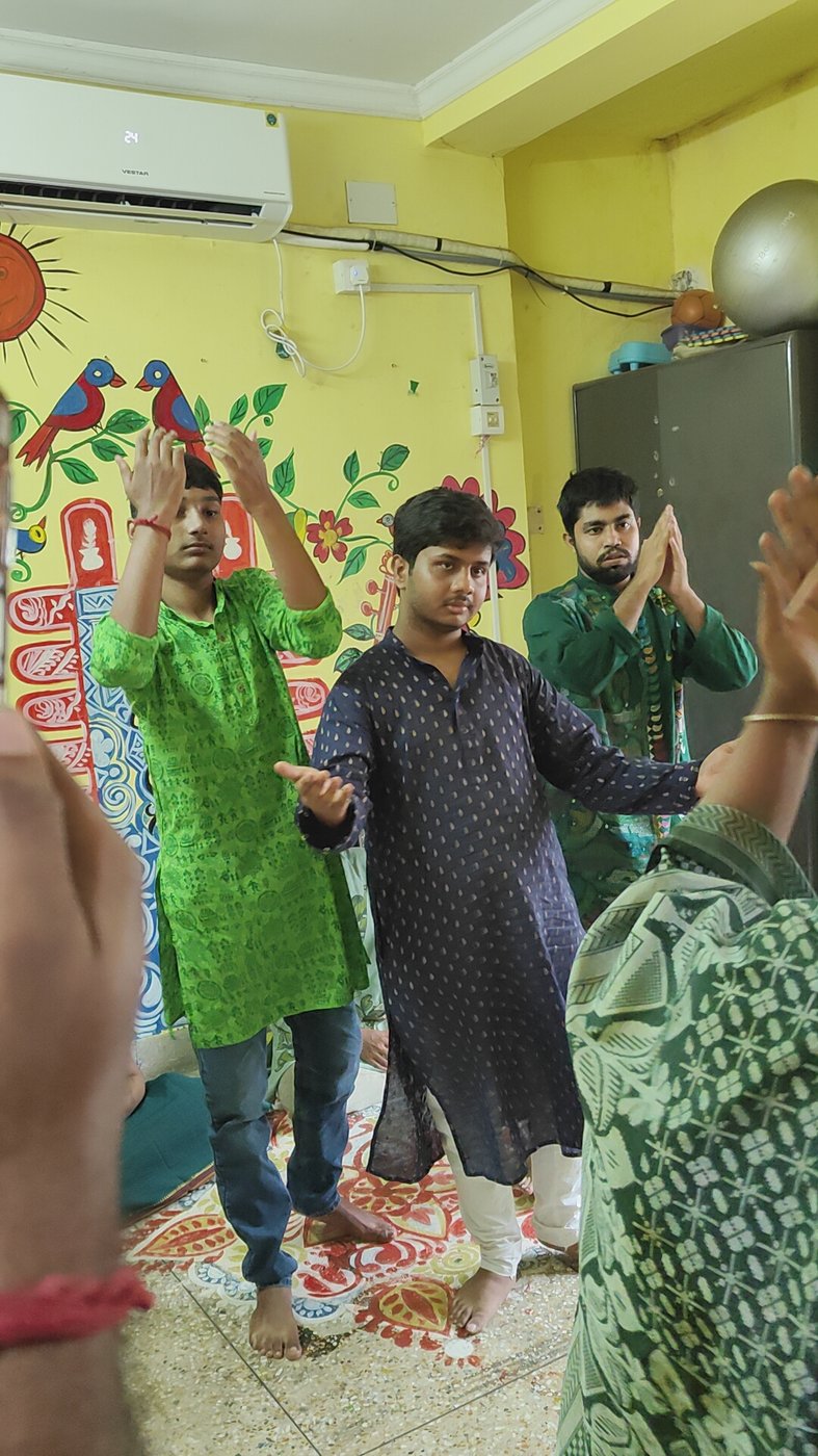 Paarvarish members and children 6